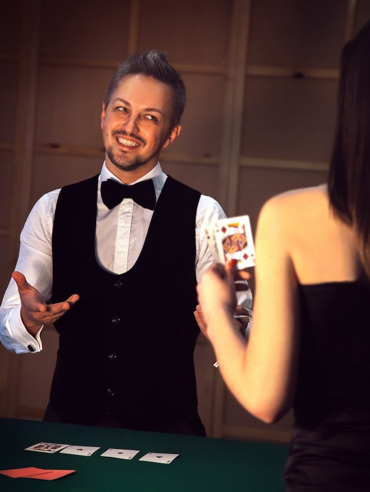 leobola platform interface showing slot games, live-dealer tables, and sports betting markets